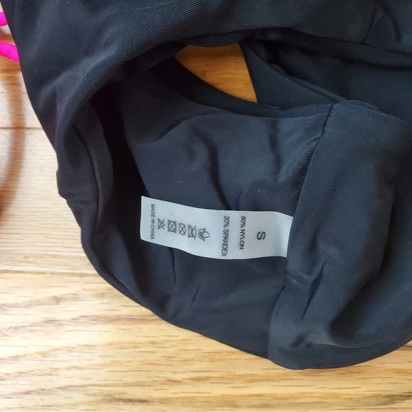 Set of Two High Waist Bikinis - Picture 6 of 6